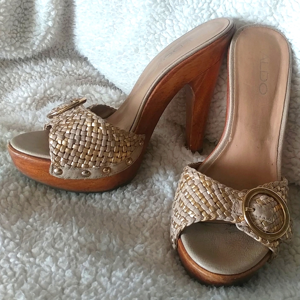 ALDO Beloeil platform wood heeled slides